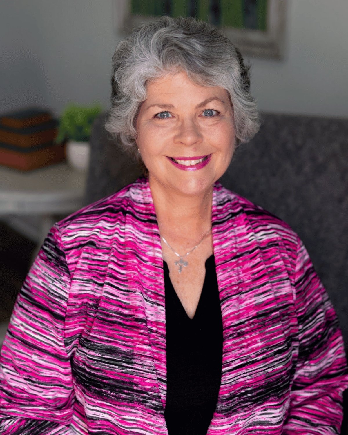 Angela Faulkner
